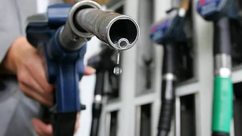 Κίνα: Μείωση των εμπορικών τιμών της βενζίνης