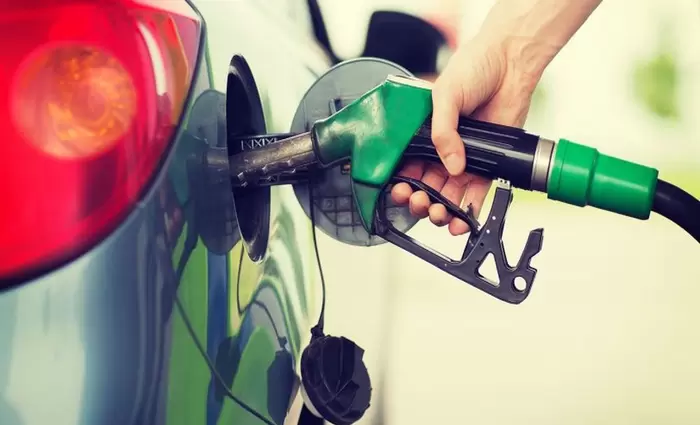 Κατρακυλάει η τιμή των καυσίμων στην Κύπρο (τιμές-πίνακες)