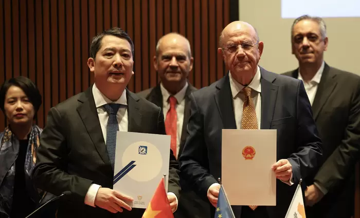 ΥΠΟΙΚ για προϋπολογισμό: Αναμένει καλή κατάληξη και ψήφισή του