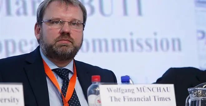 Β. Μινχάου: Η Ευρώπη να ξανασκεφτεί τους δημοσιονομικούς κανόνες