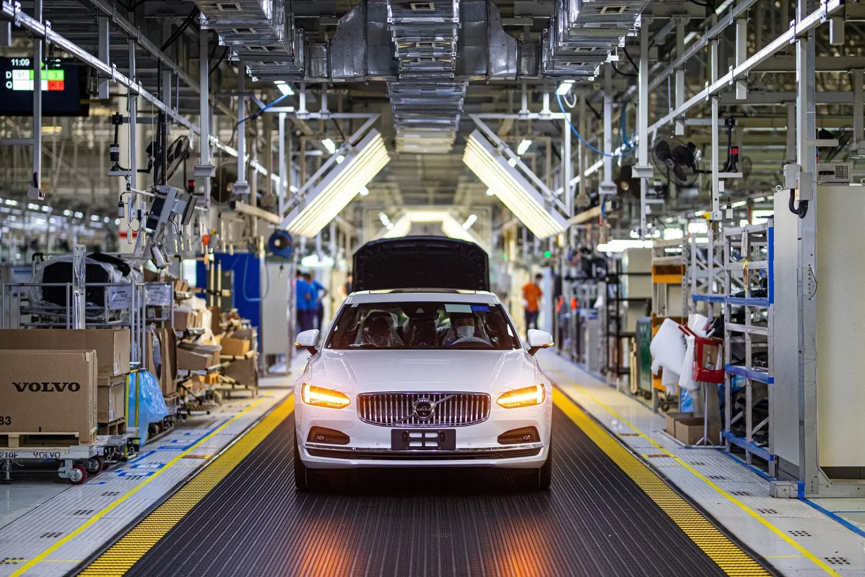 H Volvo θα περικόψει 1,300 θέσεις εργασίας στη Σουηδία