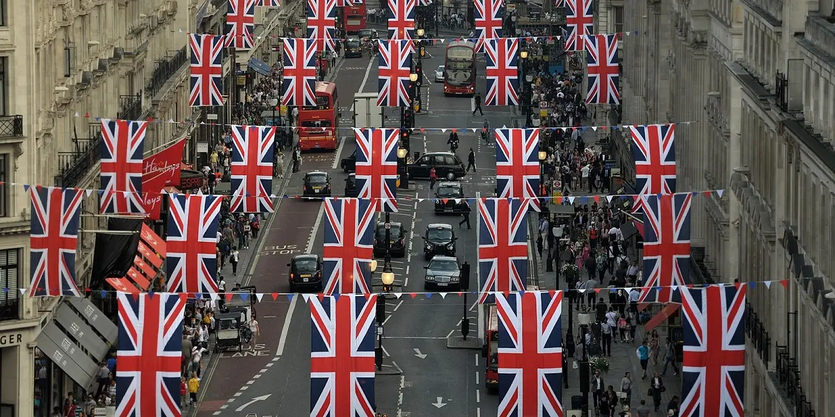 Νέα πρόταση για τη Βόρεια Ιρλανδία υποσχέθηκε η Τερέζα Μέι 