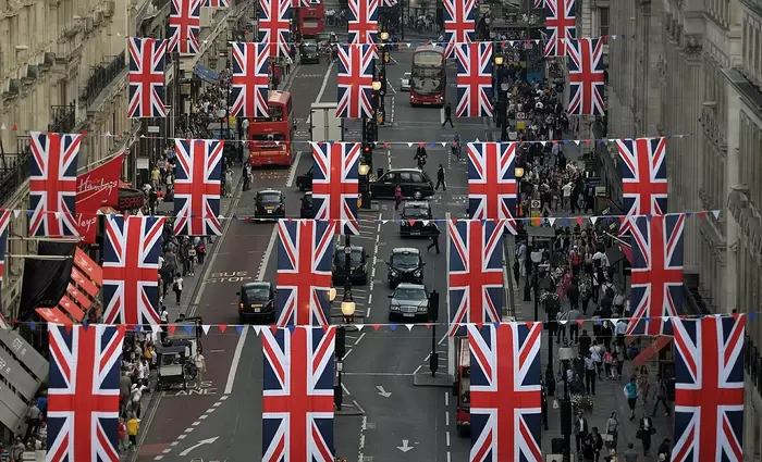 Νέα πρόταση για τη Βόρεια Ιρλανδία υποσχέθηκε η Τερέζα Μέι 