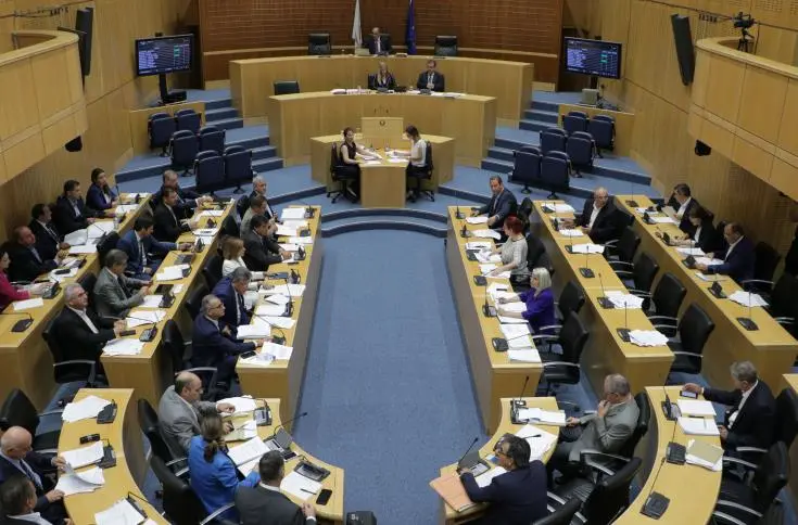 Η Βουλή ψηφίζει τον κρατικό προϋπολογισμό του 2019