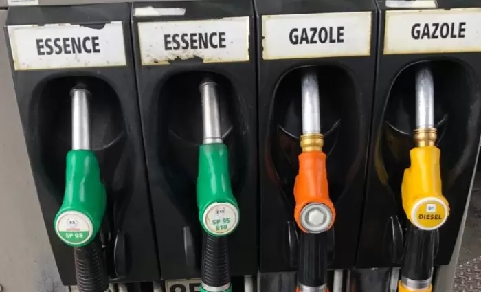 Γάλλοι οδηγοί αγοράζουν καύσιμα από βελγικά βενζινάδικα