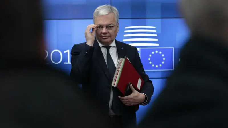 Stop Κομισιόν και Ευρωβουλής σε νέο σχέδιο πολιτογραφήσεων