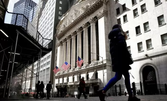 Wall Street: Τεχνολογικό ράλι με το βλέμμα σε Apple και απασχόληση