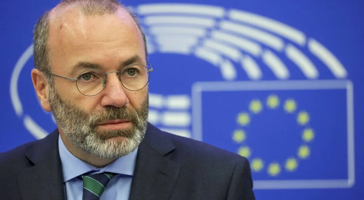 Βέμπερ: Προτεραιότητες της ΕΕ οικονομία και άμυνα