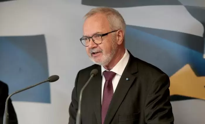 Στην Κύπρο ο Πρόεδρος της ΕΤΕπ