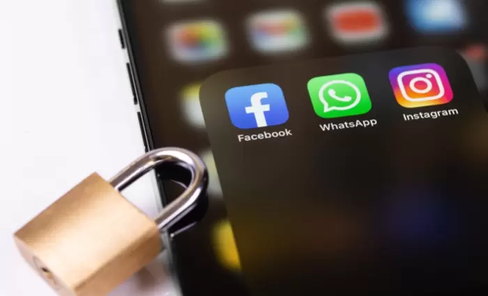 Meta: Στο στόχαστρο της ΕΕ για περιορισμούς AI στο WhatsApp