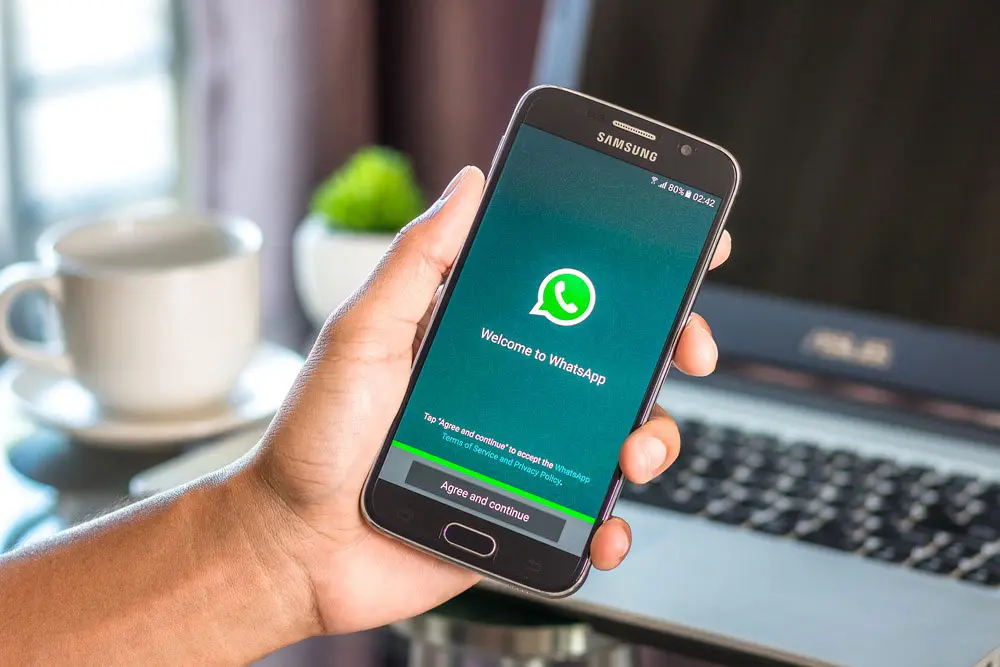 Εκατομμύρια smartphones δεν έχουν πρόσβαση στο WhatsApp