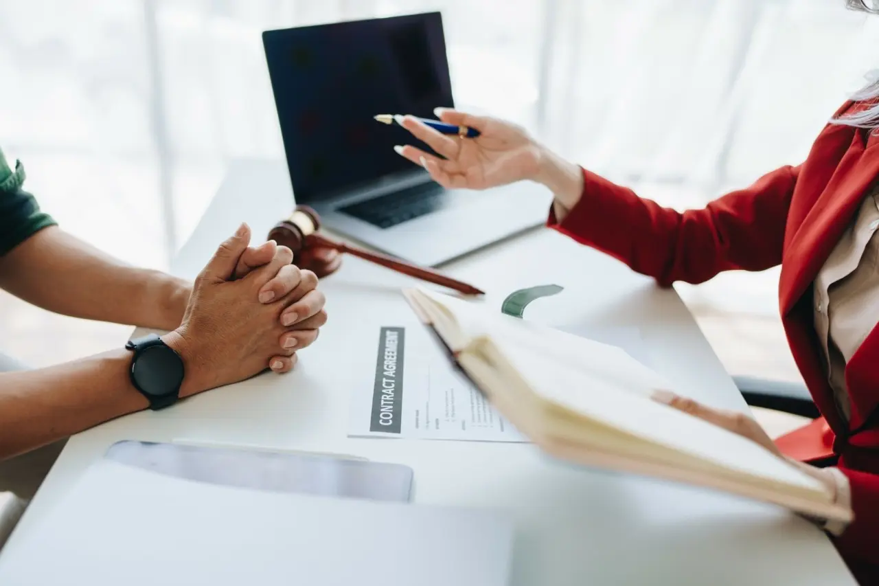 Ιαπωνία: Η έλλειψη εργαζομένων επαναφέρει τη συζήτηση για τις υπερωρίες