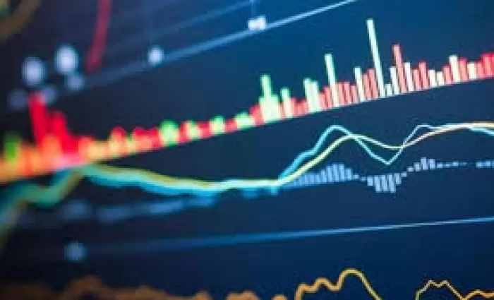 Με πτώση συνεχίζεται η διαπραγμάτευση στο ΧΑΚ 