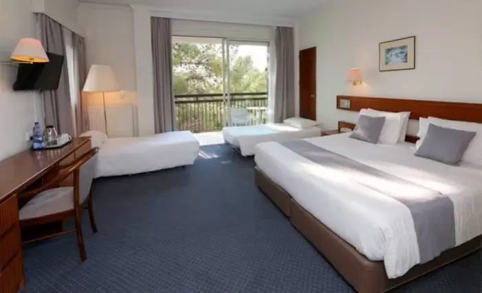 Ξενοδόχοι: Υπάρχουν επιλογές για το τριήμερο του Κατακλυσμού