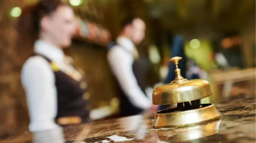 Κρίση στα ξενοδοχεία: Ζεσταίνει μηχανές για απεργιακά μέτρα η ΣΥΞΚΑ ΠΕΟ