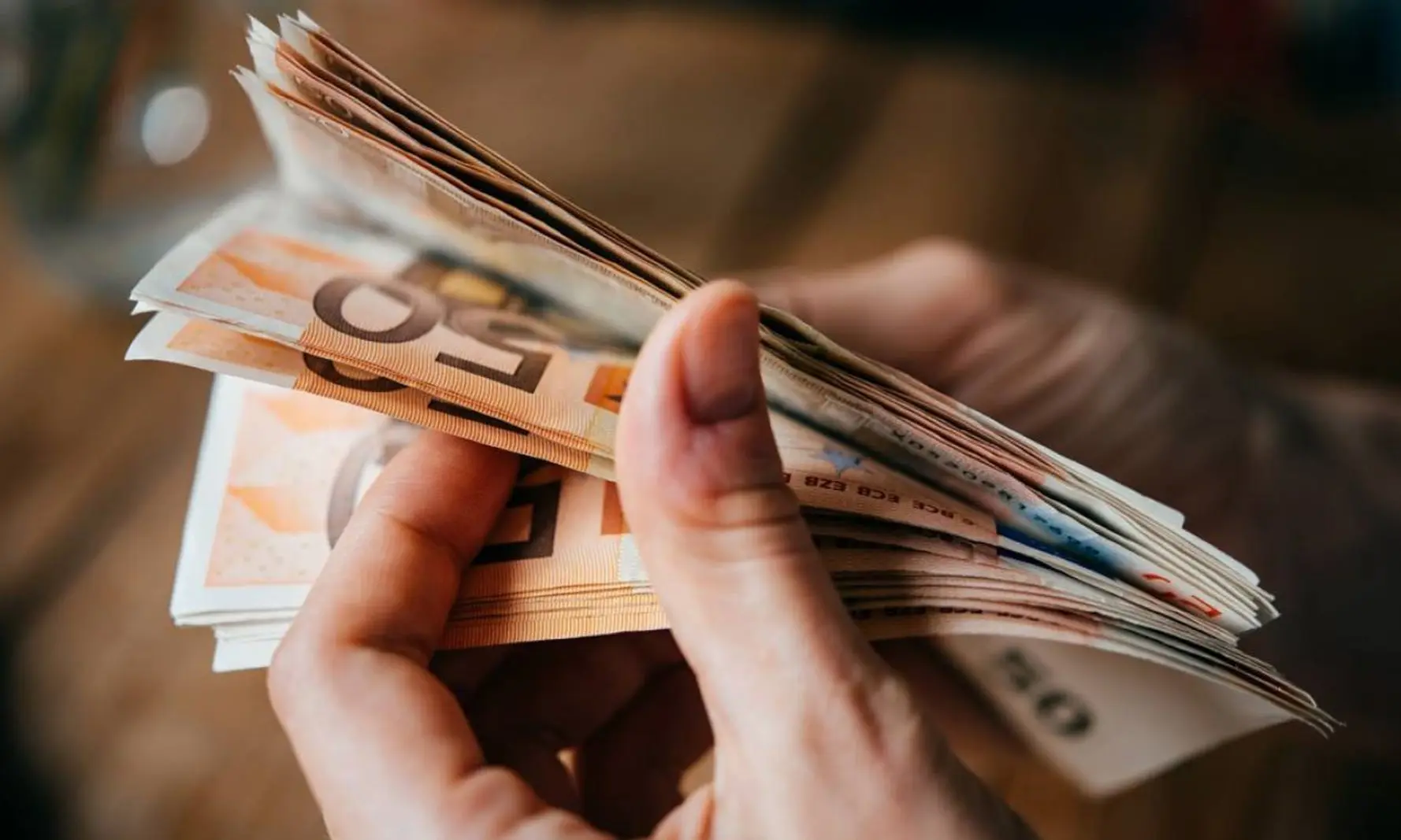 Κεραυνός: Δεν θα ζητηθεί επιστροφή για επιδόματα - Ελεγκτική: Έγιναν παρανομίες