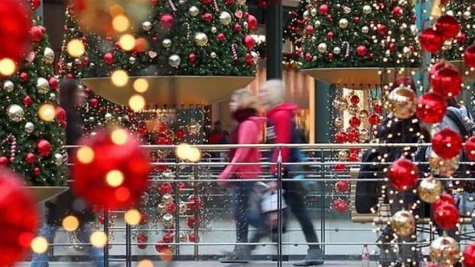 Το αδιαχώρητο στις υπεραγορές - Πρώτα στις πωλήσεις τα παιχνίδια