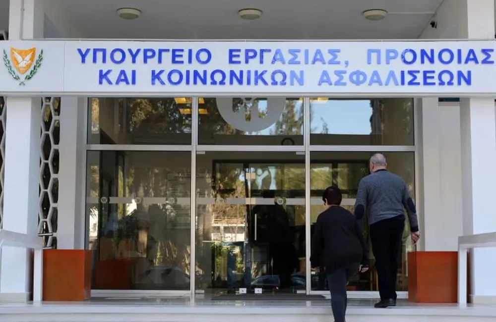 Τι ισχύει με τα κινητά συνεργεία