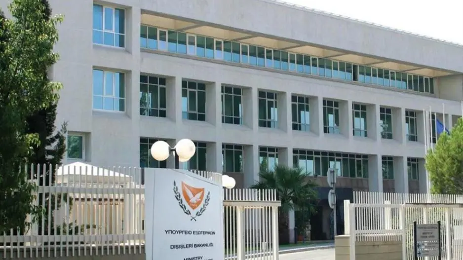 Απεργία διπλωματών - Συγκέντρωση αύριο στο ΥΠΕΞ
