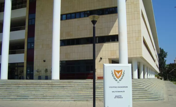 Μειώθηκαν οι κυβερνητικοί υπάλληλοι λόγω μετακίνησής τους στον ΟΚΥπΥ