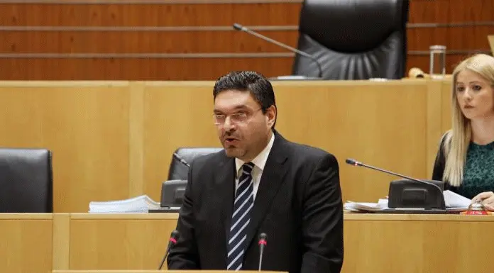 Αρχίζει σήμερα η «μάχη» του Προϋπολογισμού