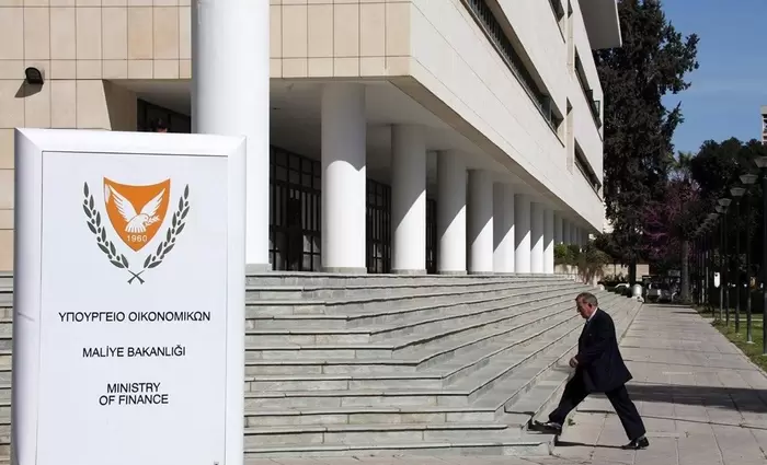 ΕΥ: Το κράτος ενοικιάζει «παράνομα» 8 κτίρια - Σκανδαλώδεις υπενοικιάσεις χιλιάδων ευρώ