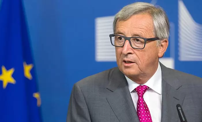 Γιούνκερ: Να αλλάξει το πλαίσιο για το μεταναστευτικό