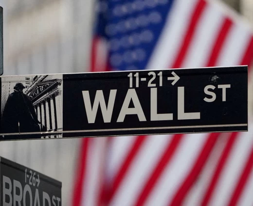 Wall Street: Οριακές μεταβολές με τον S&P 500 να πλησιάζει σε ιστορικό υψηλό