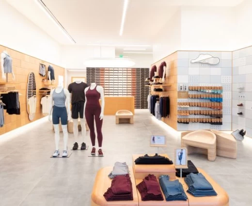 Ξύπνησαν μνήμες της φούσκας του dot com - Όταν εταιρείες παπουτσιών κάνουν στροφή στο ΑΙ