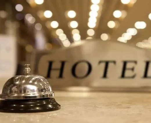 Νέα ευκαιρία για αδειοδότηση ξενοδοχείων – Ενέκρινε νέα παράταση η Βουλή, με κριτική