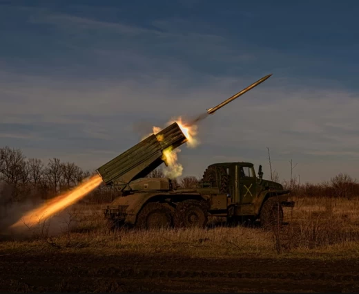 ΗΠΑ: Γιατί καθυστερούν οι παραδόσεις όπλων στην Ευρώπη