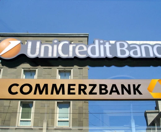 UniCredit: Ανάγκη ριζικών αλλαγών στην Commerzbank εν μέσω πίεσης για εξαγορά