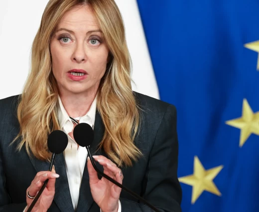 Μελόνι προς CEO της Terna: Ή την προεδρία της Eni ή αποχώρηση με €7,3 εκατ.