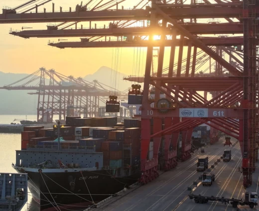 Κίνα: Η ΑΙ εκτοξεύει τις εισαγωγές και αλλάζει τις εκτιμήσεις για την οικονομία