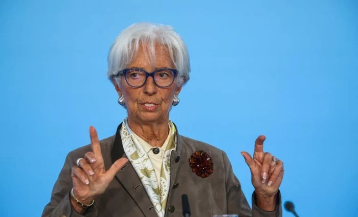 Η ΕΚΤ και ο κίνδυνος του «πολύ αργά» ή του «πολύ νωρίς»