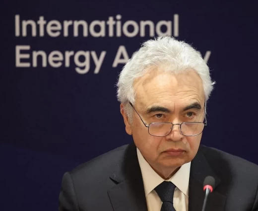IEA: Κρίση εμπιστοσύνης στα Στενά του Ορμούζ – Ο ενεργειακός κίνδυνος που τρομάζει την παγκόσμια οικονομία