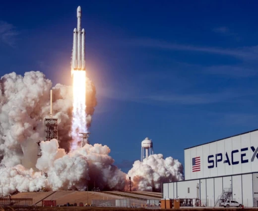 SpaceX: Η IPO των $75 δισ. μπορεί να καλύψει το 8% του αμερικανικού ελλείμματος σε μία ημέρα