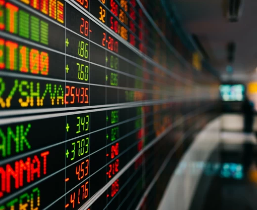 Ο Kospi βυθίζεται 6,7%, πιέσεις σε Nikkei και Hang Seng λόγω Μέσης Ανατολής – Αντέχουν οι μετοχές τεχνολογίας και ημιαγωγών