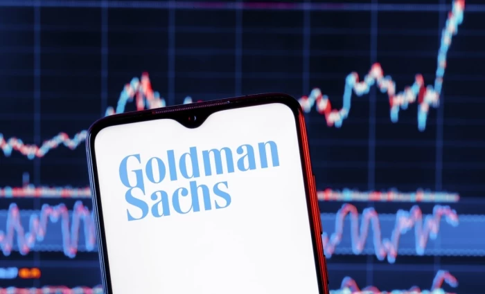Η Goldman Sachs προβλέπει μείωση στις τιμές πετρελαίου για το 2027 – Ρυθμιστής της πτώσης η ζήτηση