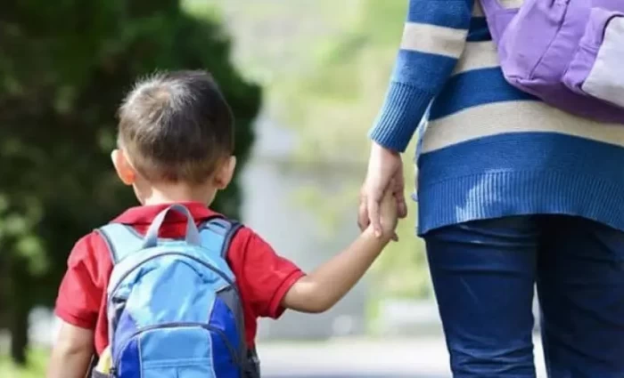 ΙΣΟΤΗΤΑ: Ζητά ανάκληση της εγκυκλίου για τη γονική άδεια και τις αποκοπές απολαβών