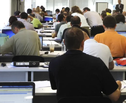 Αύξηση 1,8% στην απασχόληση του ευρύτερου δημόσιου τομέα το πρώτο τρίμηνο 2026
