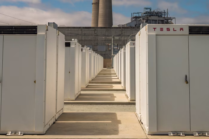 Tesla και LG ποντάρουν σε μπαταρίες στις ΗΠΑ με εργοστάσιο $4,3 δισ. στο Μίσιγκαν